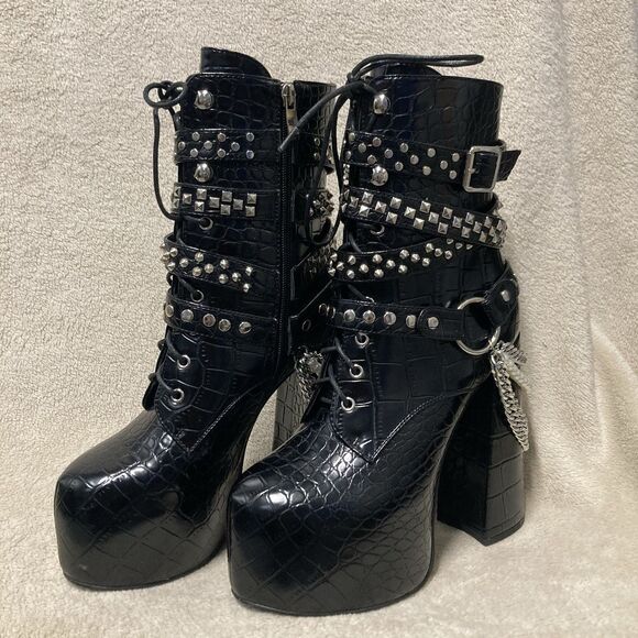 Gothic Punk Studded Buckle Chain Lace Up Chunky High Heel Platform Boots Sz 9 - Picture 1 of 13